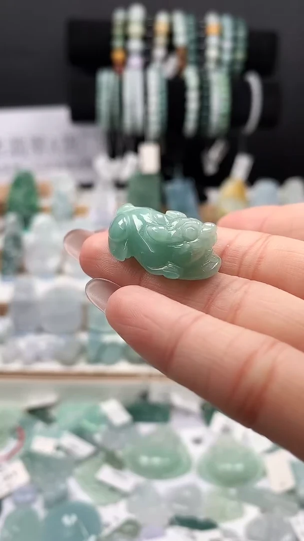 吊坠(不含链)未镶嵌翡翠49貔貅