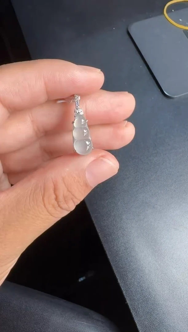 翡翠银S925镶嵌吊坠(不含链)多人