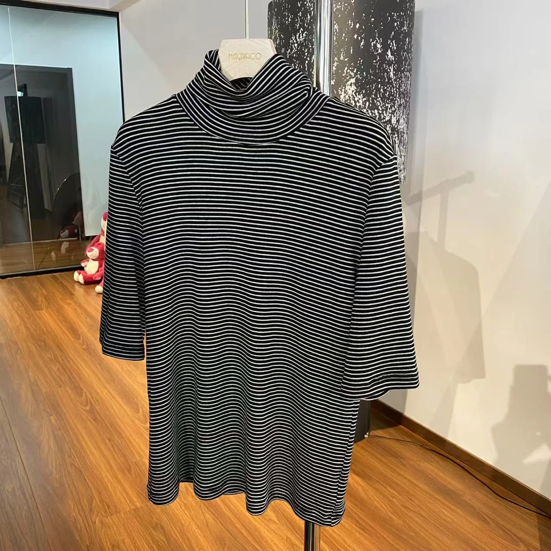 MNFK 新款 条纹高领短袖 TX0123