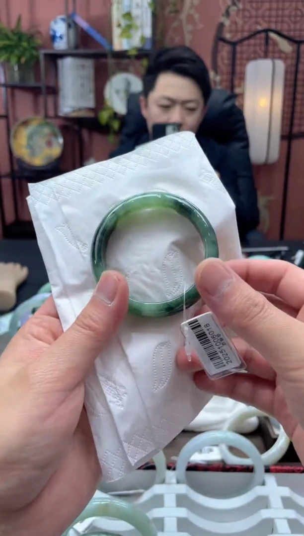 未镶嵌手镯翡翠4138*****