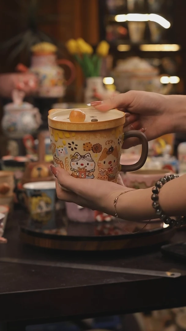 景德镇釉下彩绘设计师款式陶瓷