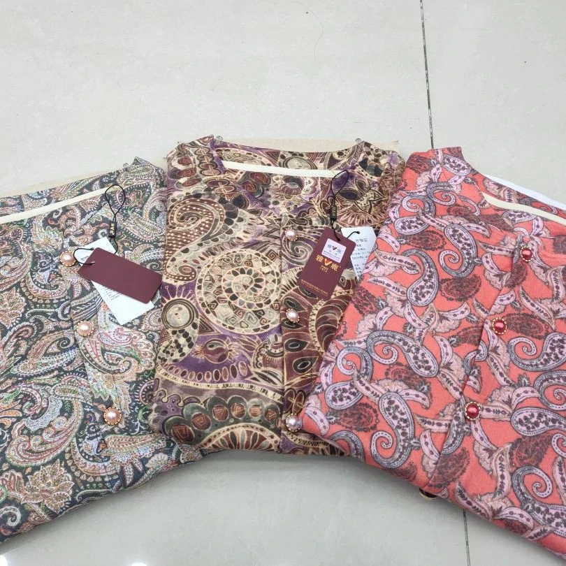 雅鹿女绒棉印花女开衫9202（花型随机）