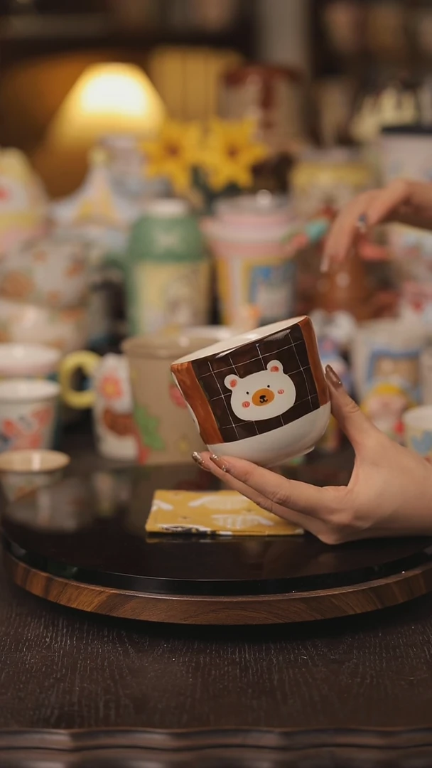 摆件景德镇釉下彩绘设计师款式陶瓷