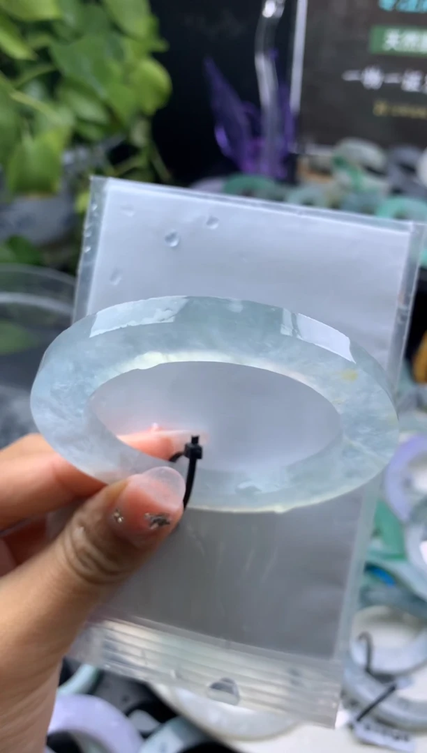 【闪购商品】定制翡翠定制翡翠手镯未镶嵌51-60高冰