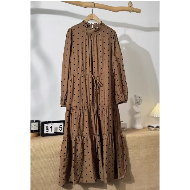 朵以2024冬季新款复古时尚木耳边立领波点连衣裙女38DD835012