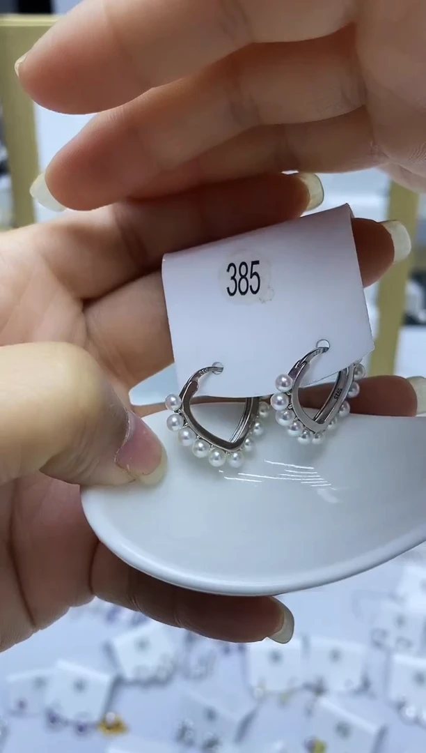 银S925镶嵌耳饰淡水珍珠385