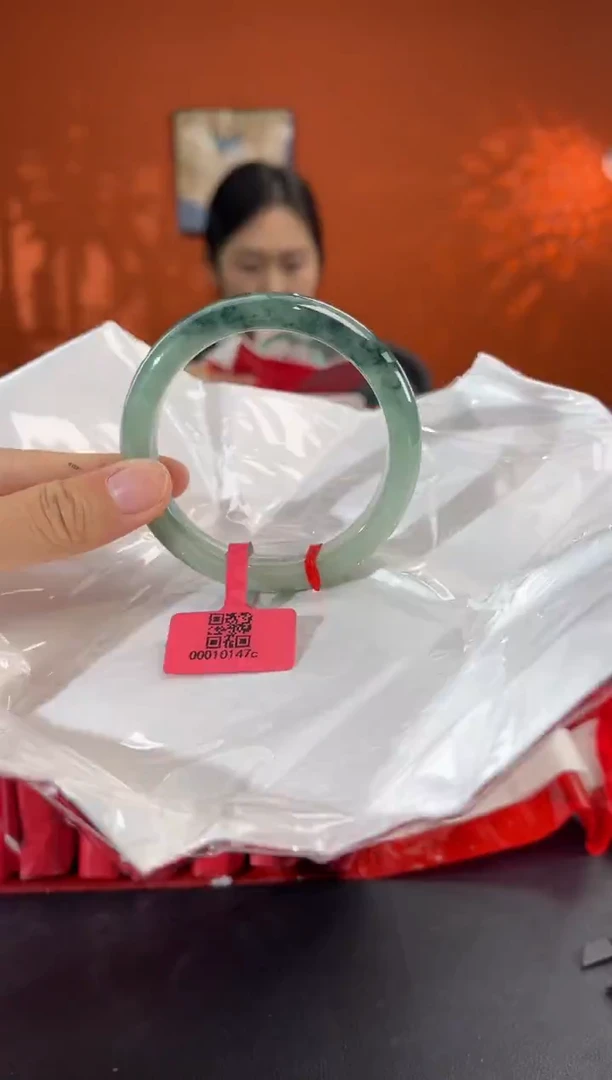 未镶嵌手镯翡翠17