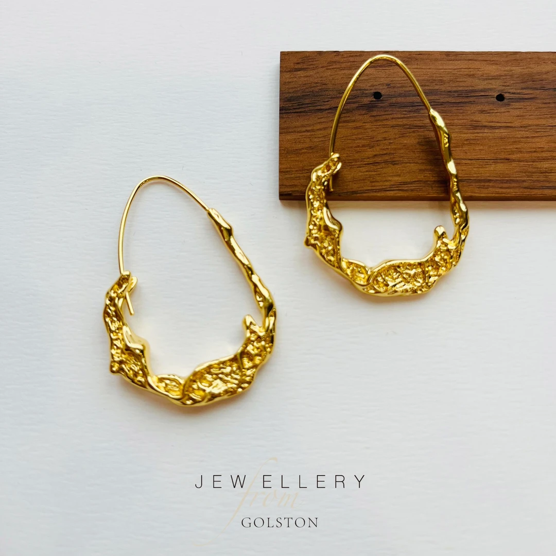 铜合金耳饰 金色摇篮曲耳钉耳环法式小众高级大牌感s925银针