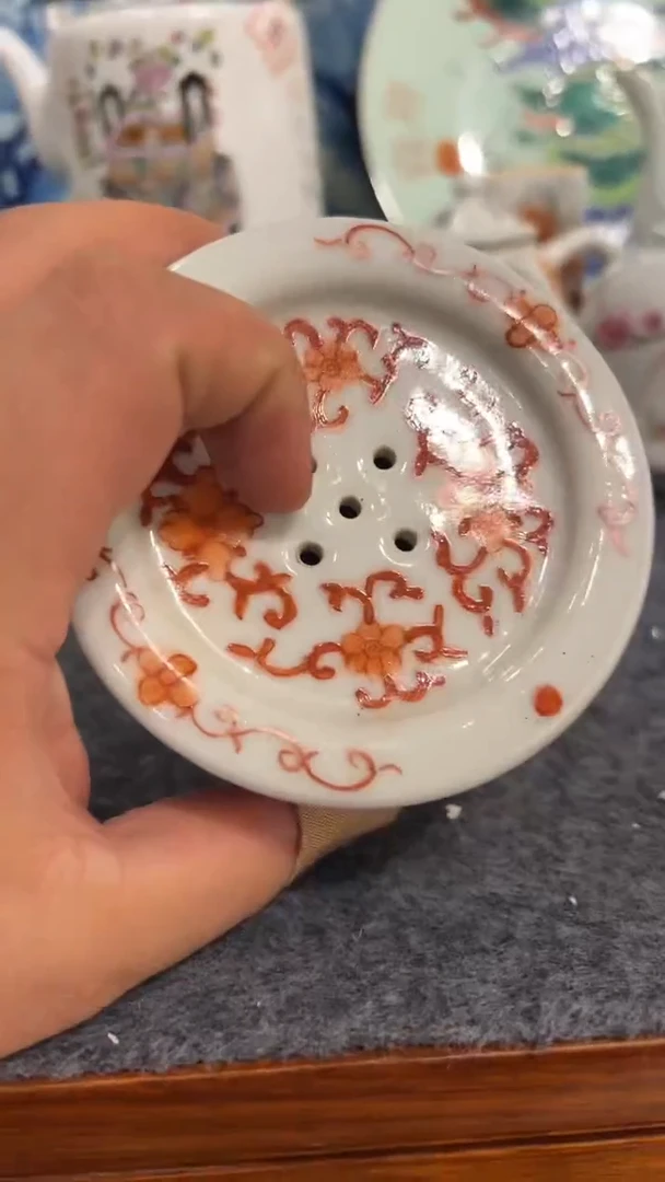摆件瓷摆件瓷摆件泛红蛐蛐罐
