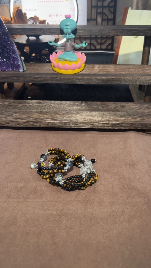 【闪购商品】水晶手链合金虎眼石