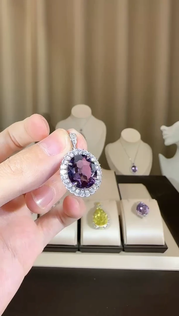 【闪购商品】紫晶颈饰银S925镶嵌12*14mm