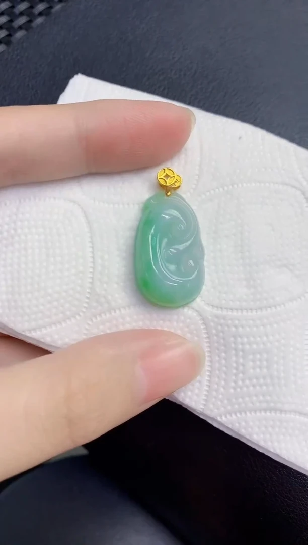 颈饰未镶嵌翡翠天然翡翠缅甸A货