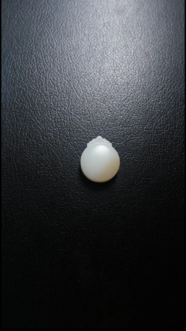 颈饰未镶嵌和田玉无事牌