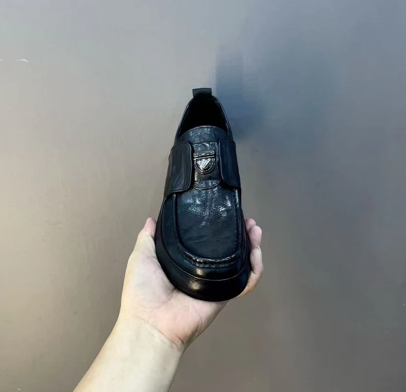 新款高品质男士全皮面休闲百搭男鞋