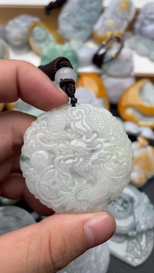 吊坠(不含链)未镶嵌翡翠1
