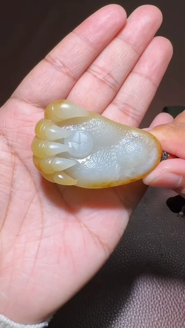 未镶嵌和田玉挂件和田玉