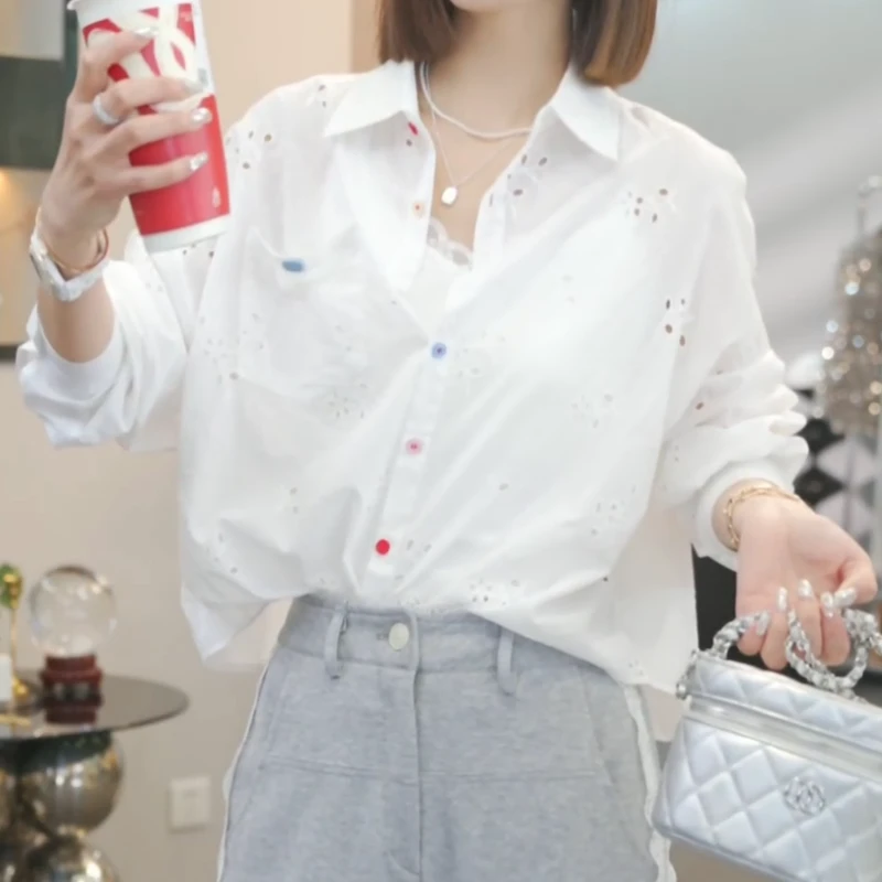 【柳絮飘飞】2025春季新款时尚气质长袖刺绣衬衣LK2501739