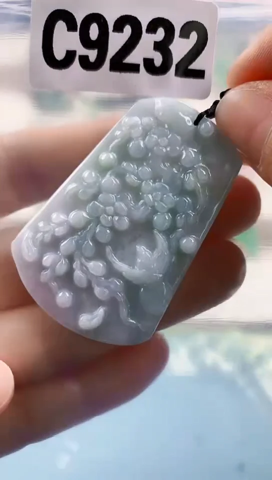 翡翠未镶嵌颈饰天然翡翠吊坠挂件