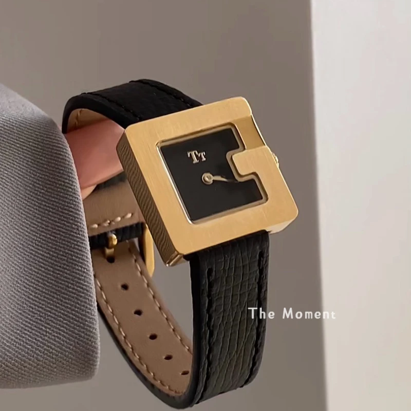 2025新款ins风通勤方形小众高级真皮设计感女表气质石英防水手表