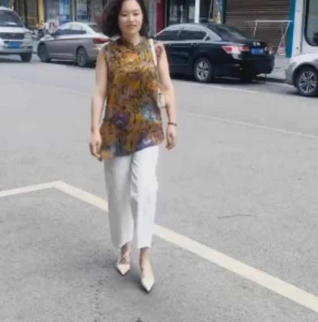 2025夏季时尚潮流百搭精品女装听T9027