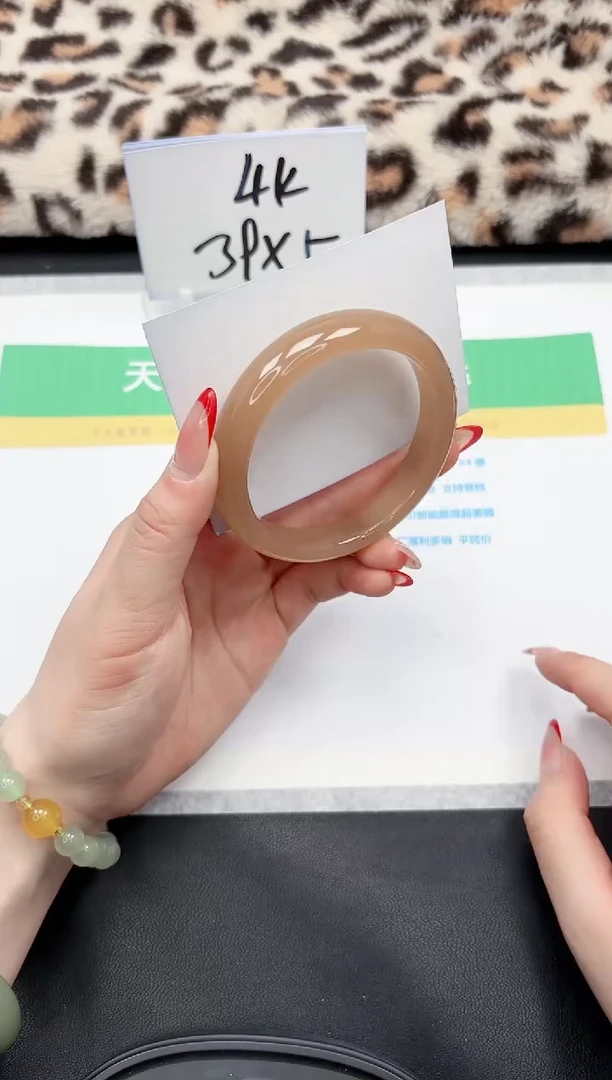 【闪购商品】石英质玉手镯未镶嵌74-6+0