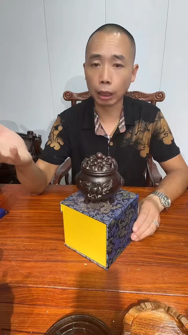木花***.非洲老黑谭香炉两个