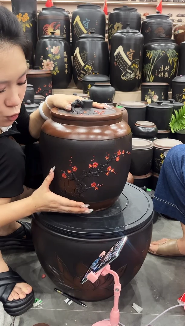 罐完品 小茶缸高33cm 红梅