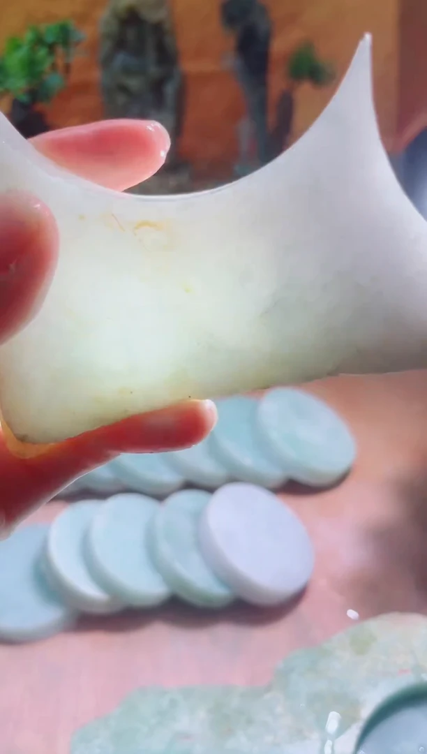 未镶嵌挂件翡翠A货砚曹476