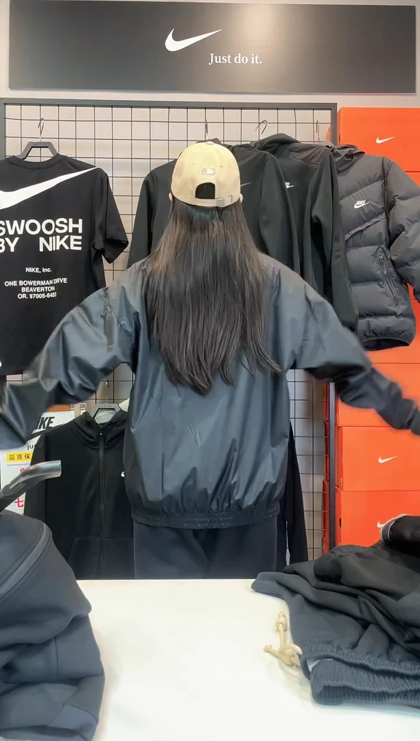 2716黑色外套L码140斤-160斤不退换