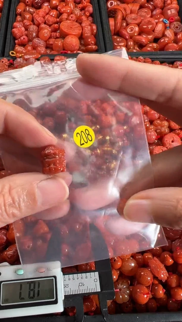 【闪购商品】南红玛瑙颈饰未镶嵌1