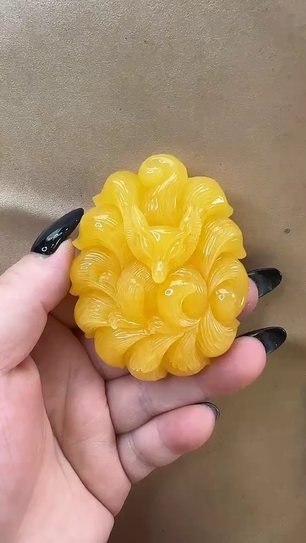 琥珀颈饰未镶嵌吊坠