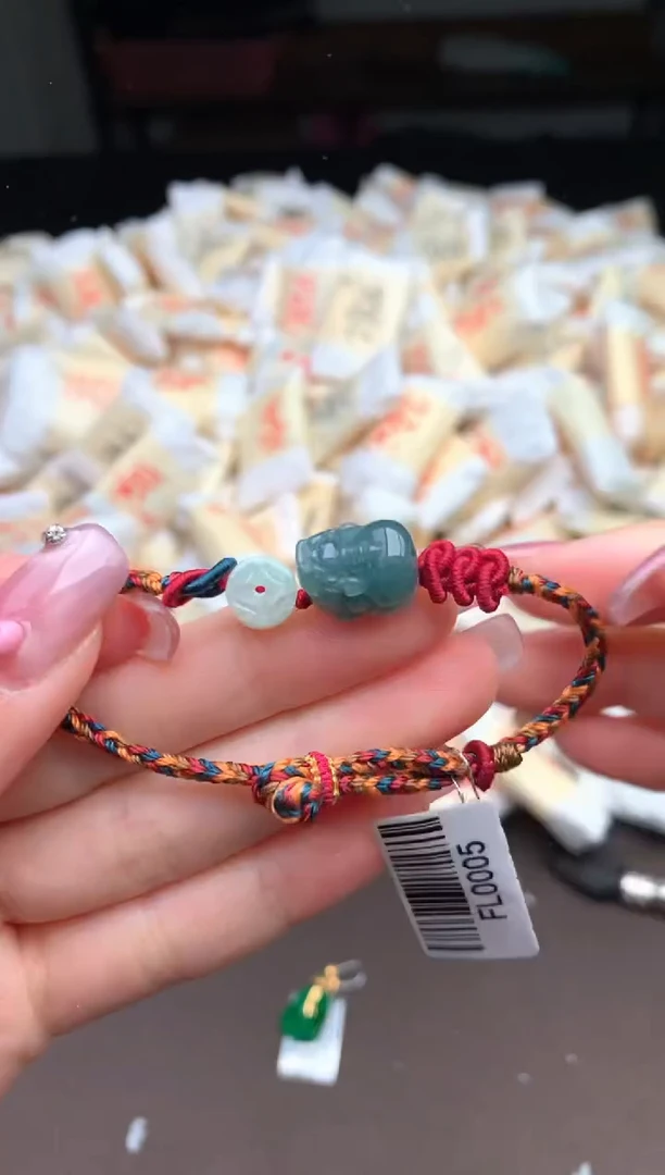 【闪购商品】翡翠手绳未镶嵌一