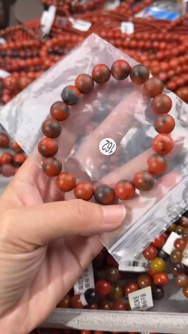 南红玛瑙手串未镶嵌11+