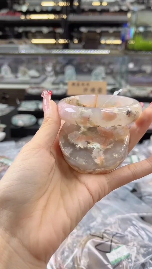 未镶嵌手镯石英质玉圈口（赠品镯心）
