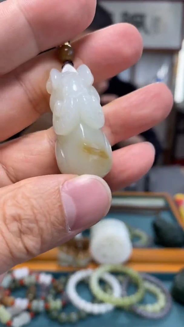 颈饰未镶嵌和田玉74