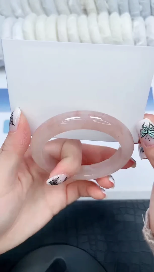 【闪购商品】石英质玉手镯未镶嵌311-54