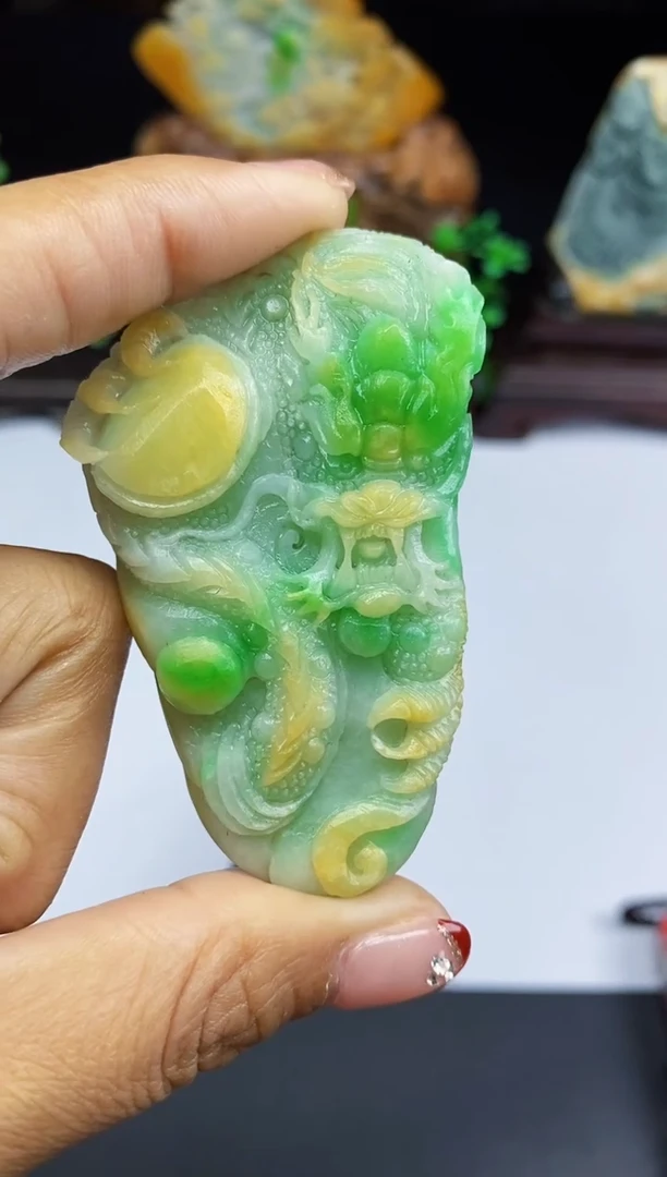 【闪购商品】翡翠颈饰未镶嵌翡翠A货