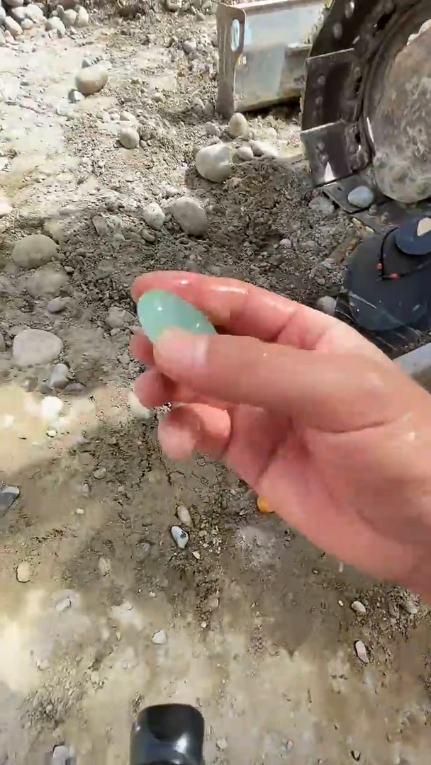 颈饰未镶嵌和田玉004