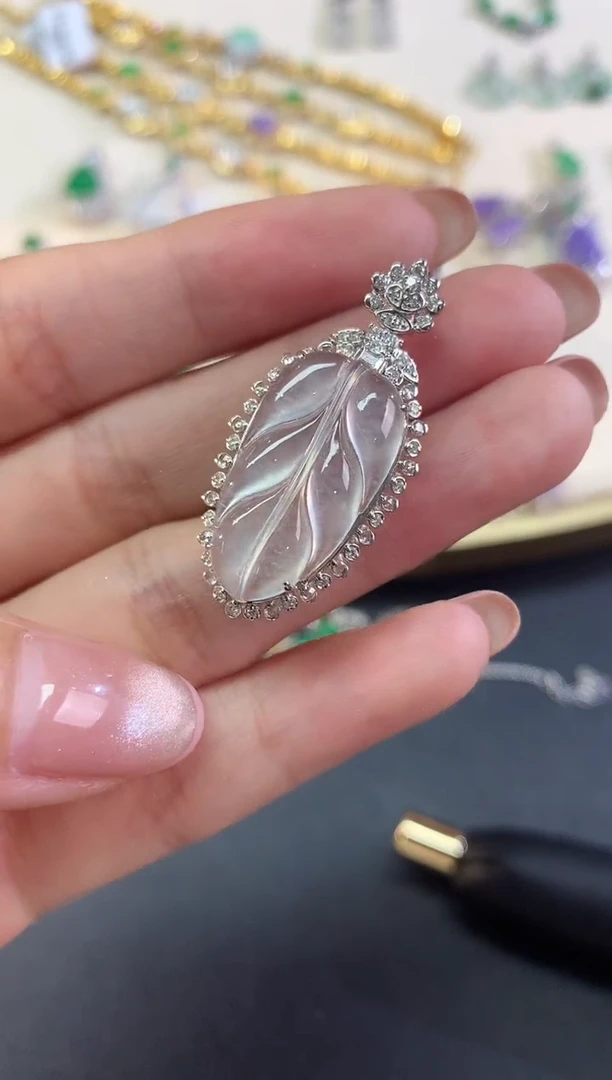 翡翠18K金镶嵌吊坠(不含链)吊坠|12800+0