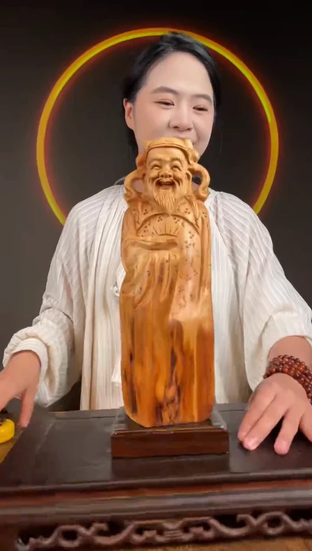 柏木（崖柏）手工摆件,先抢先得! 编号:170