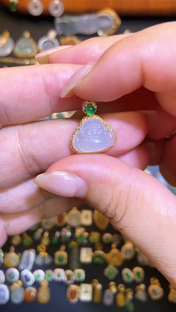 翡翠18K金镶嵌吊坠(不含链)1