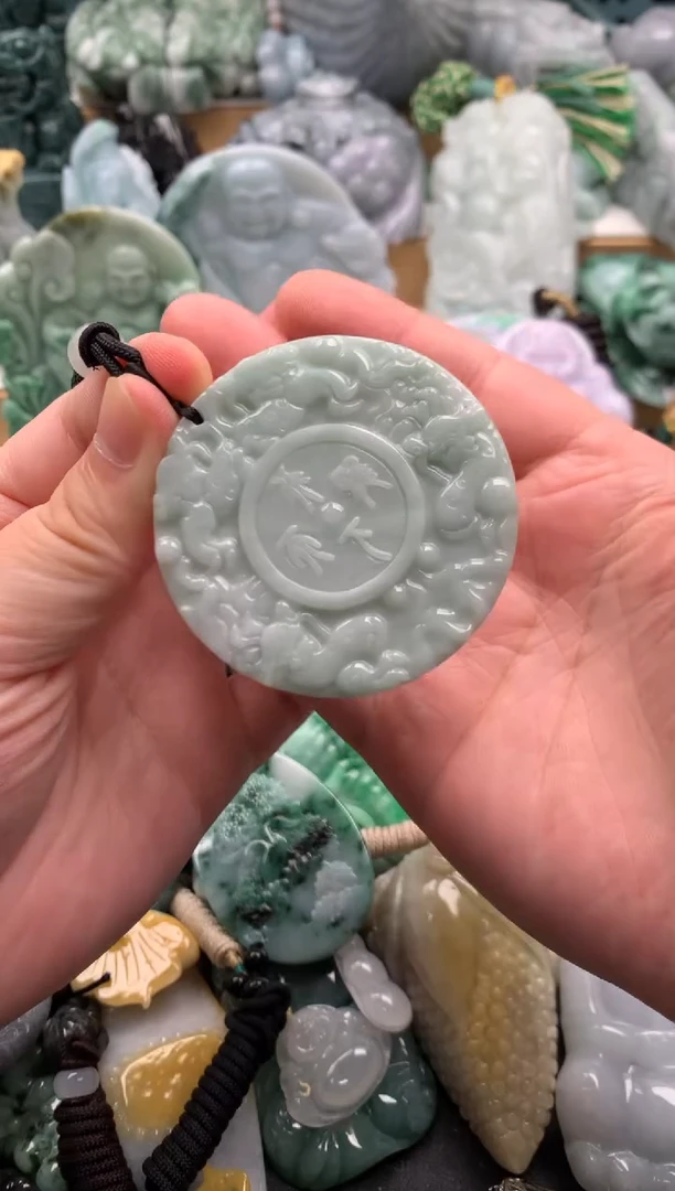 吊坠(不含链)未镶嵌翡翠1