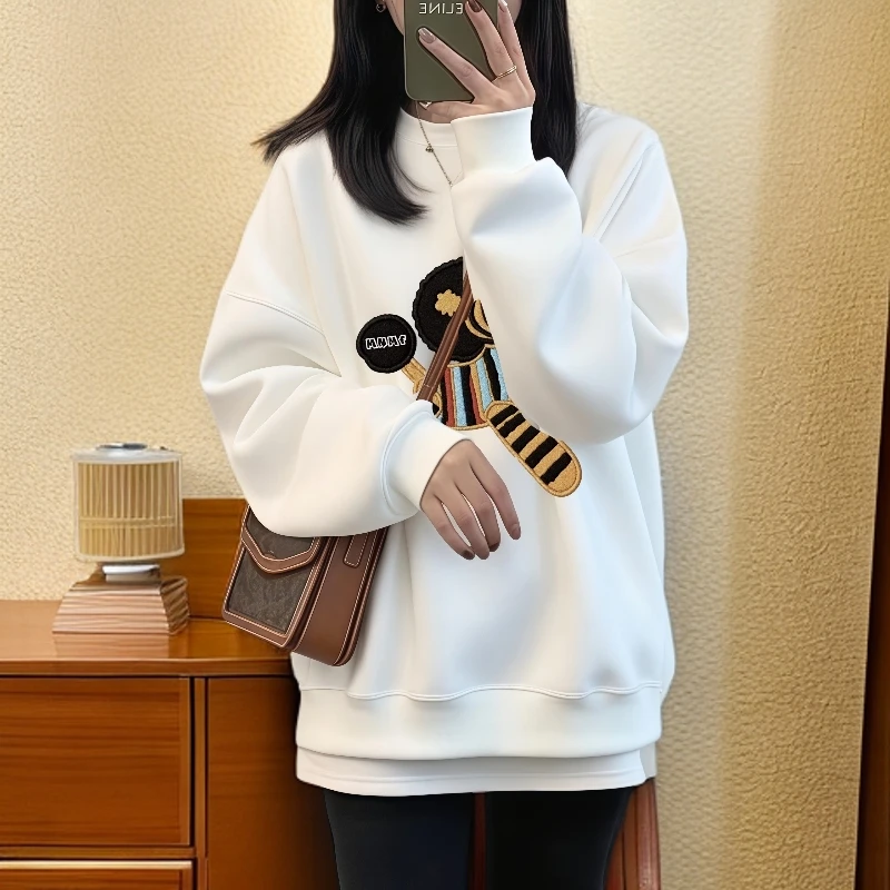 欧货大版宽松卡通圆领卫衣外套女秋冬新款遮肉显瘦白色长袖上衣服