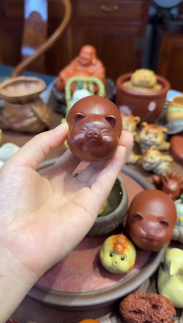 紫砂茶宠红色小猪