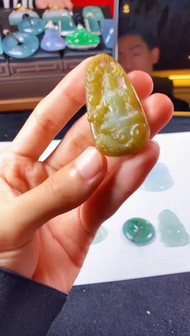 未镶嵌定制翡翠4048毛货不退不换