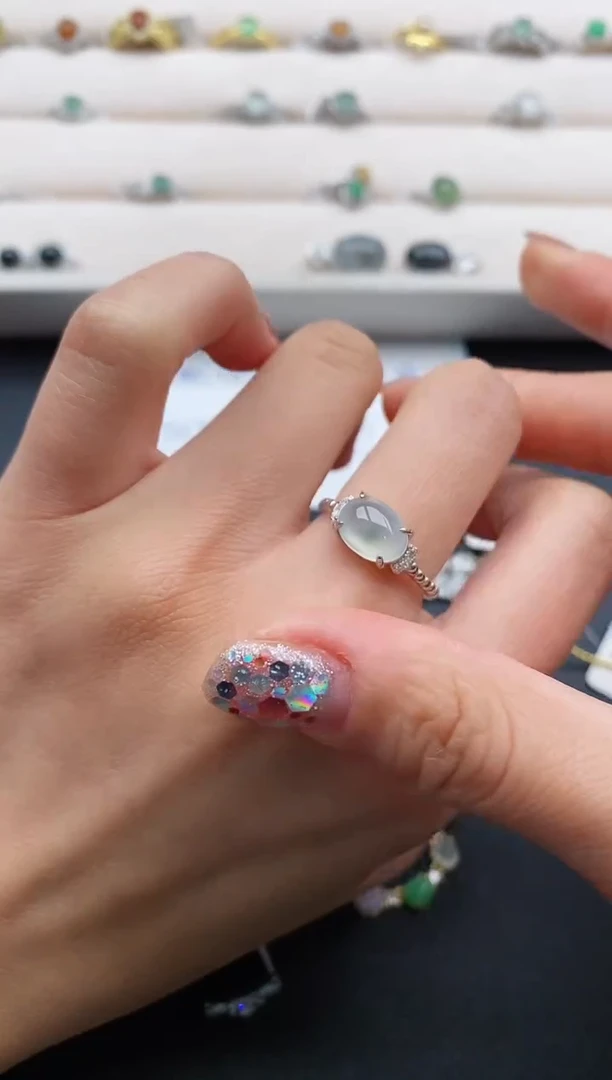 银S925镶嵌戒指翡翠88888888+3