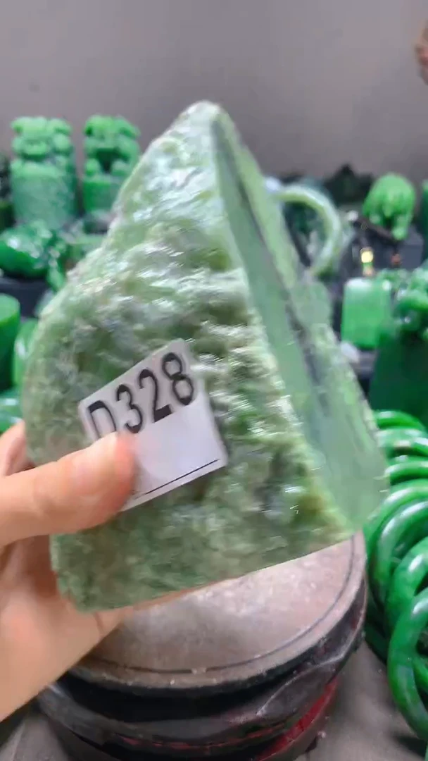 和田玉未镶嵌珠宝半成品1111