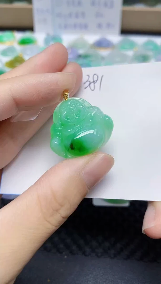 翡翠未镶嵌颈饰天然缅甸翡翠A货