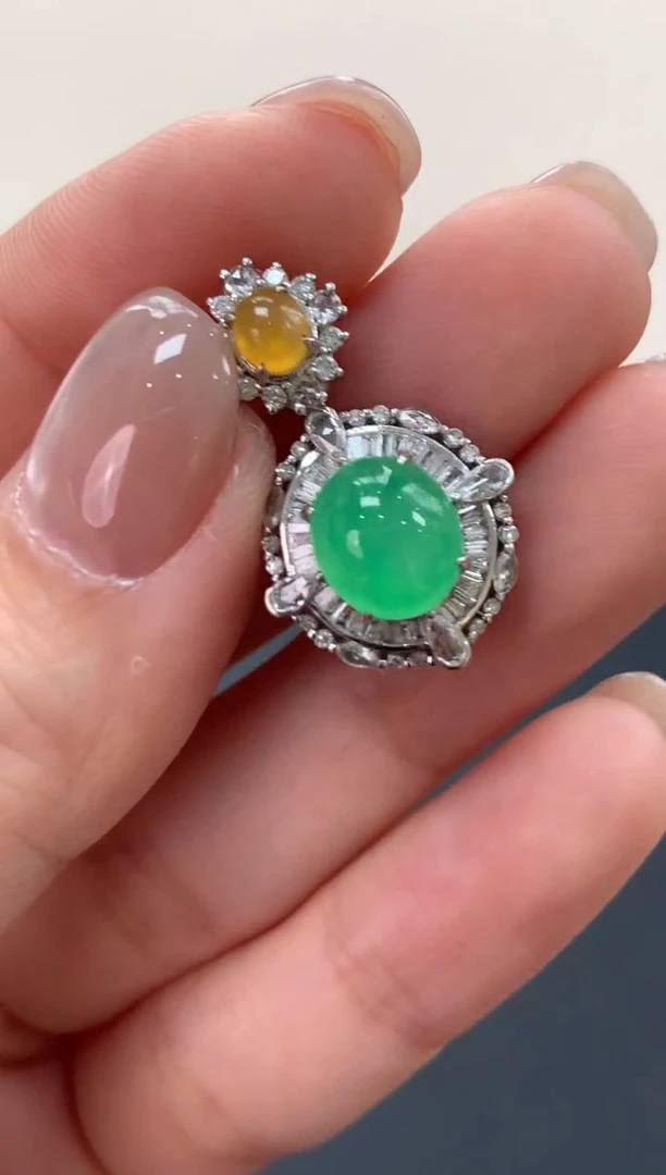 翡翠18K金镶嵌吊坠(不含链)蛋面吊坠12800