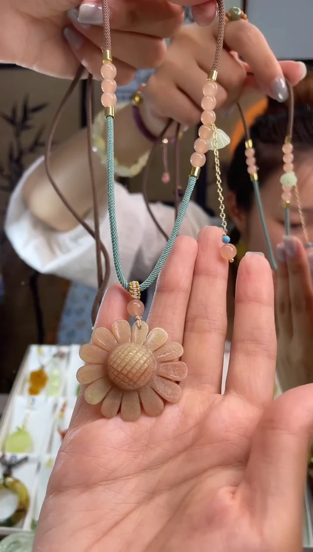 岫玉未镶嵌吊坠多样性发货其中发一